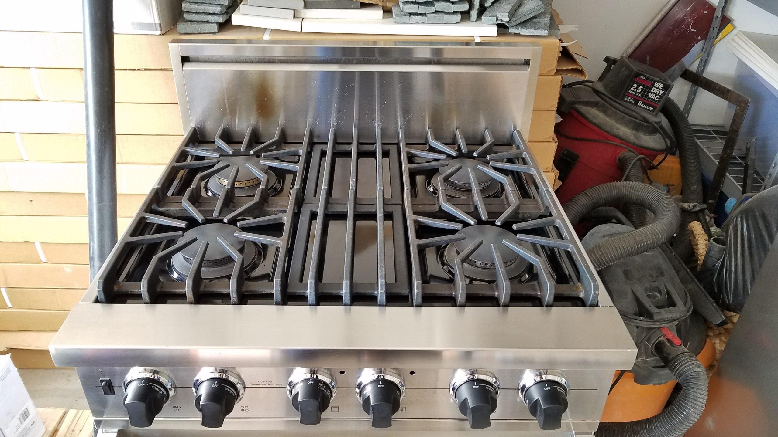 Viking range after cleaning