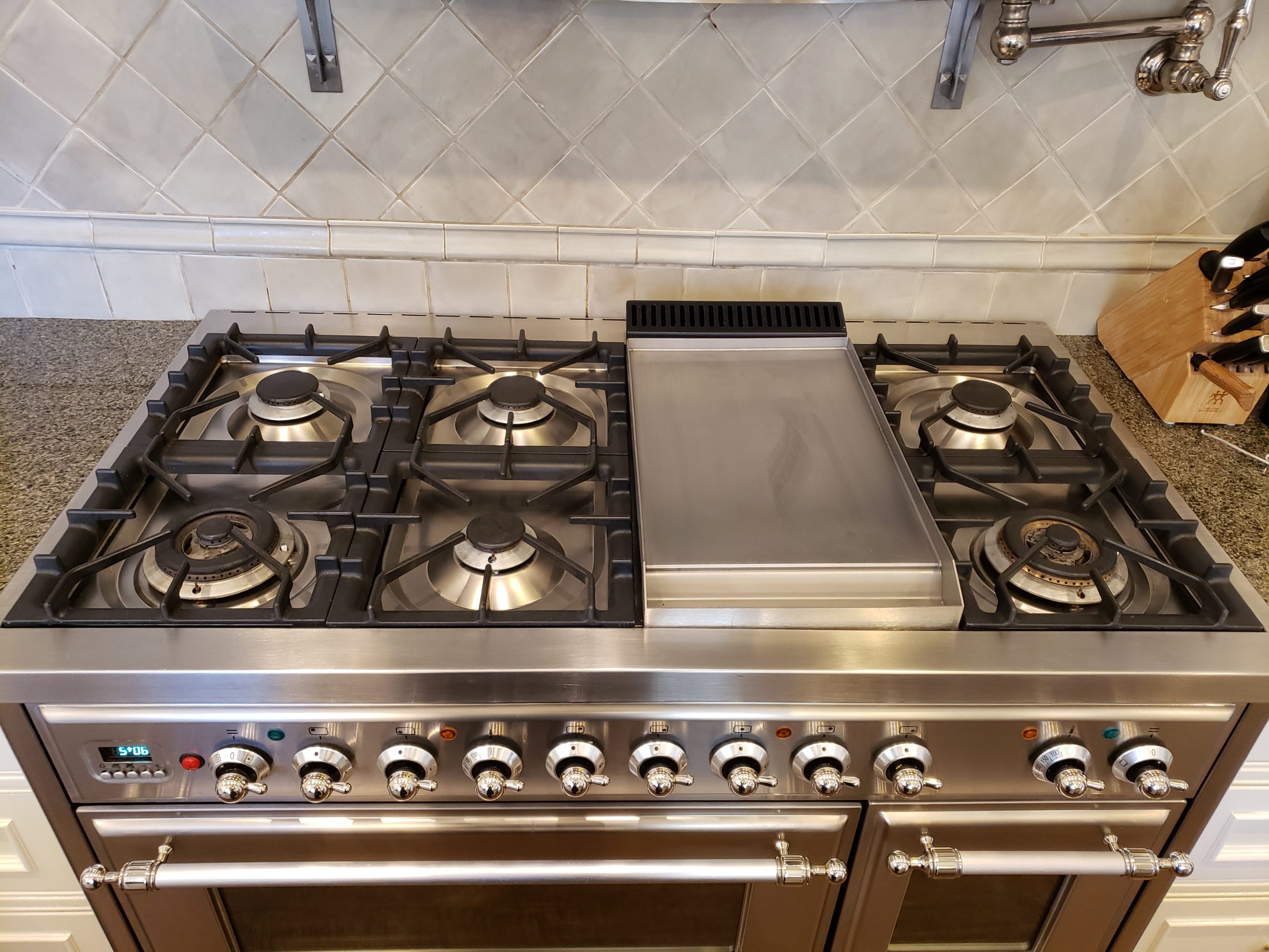 Ilve range after cleaning