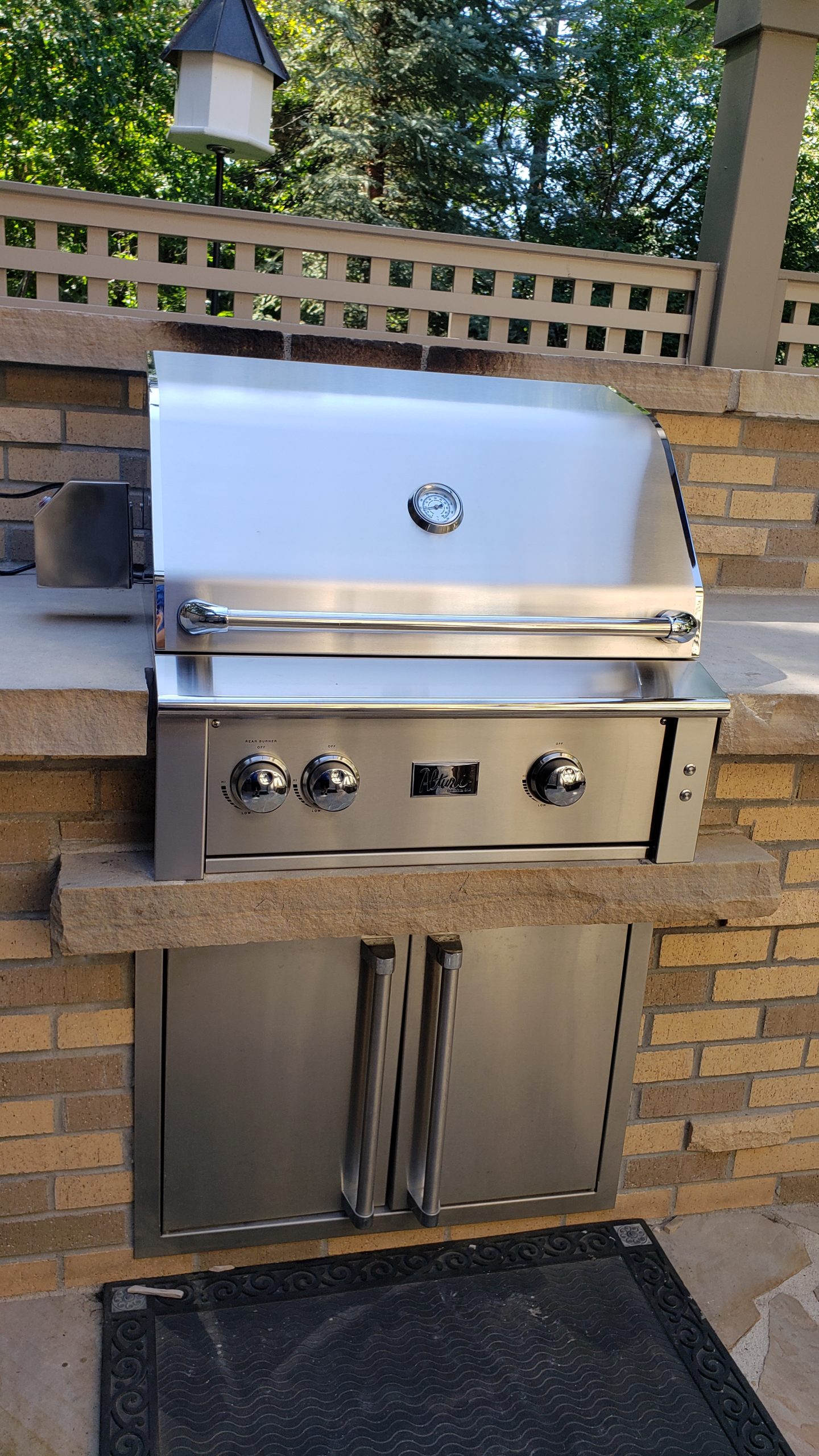 Alturi grill installation