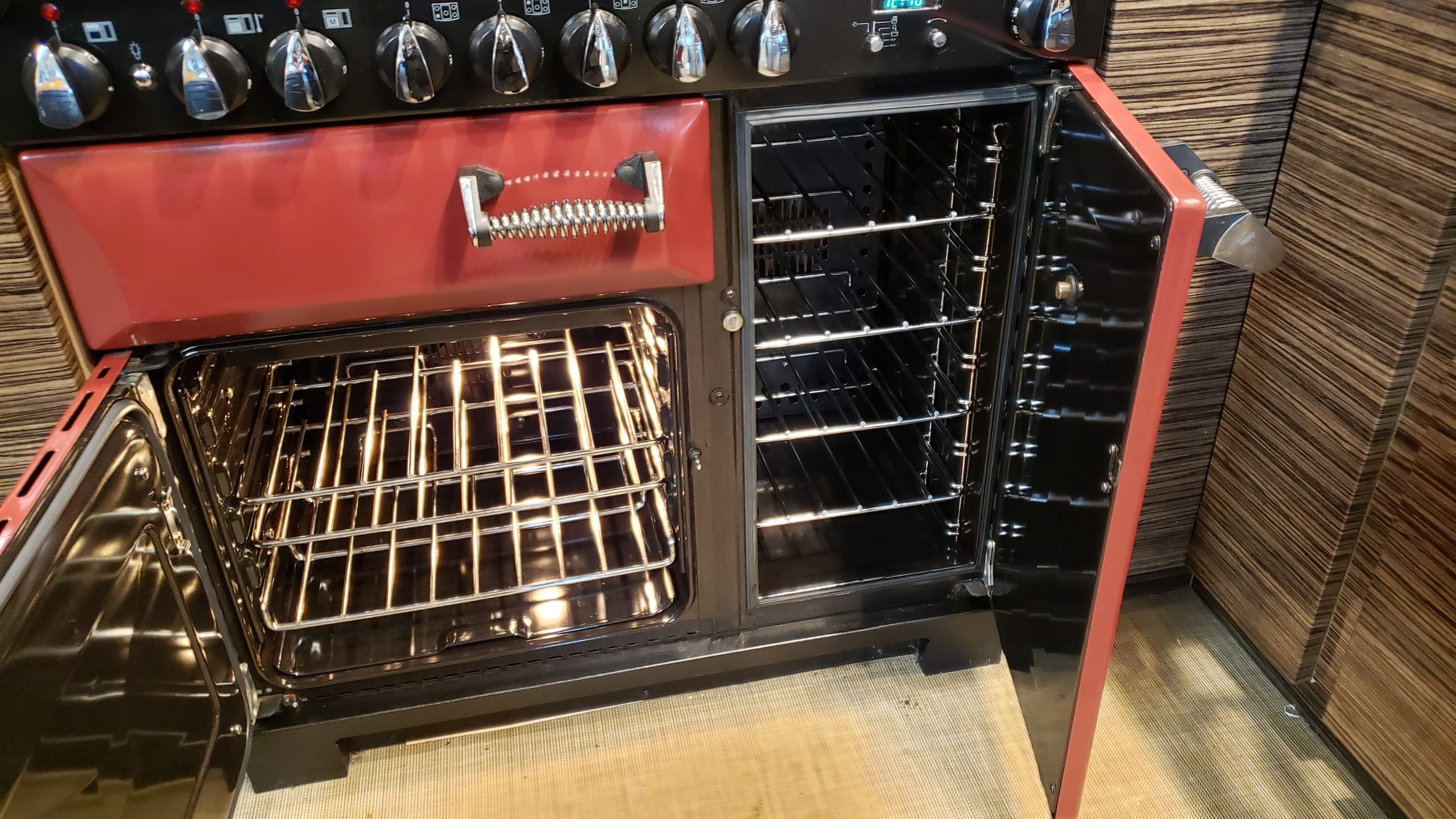 AGA range after cleaning