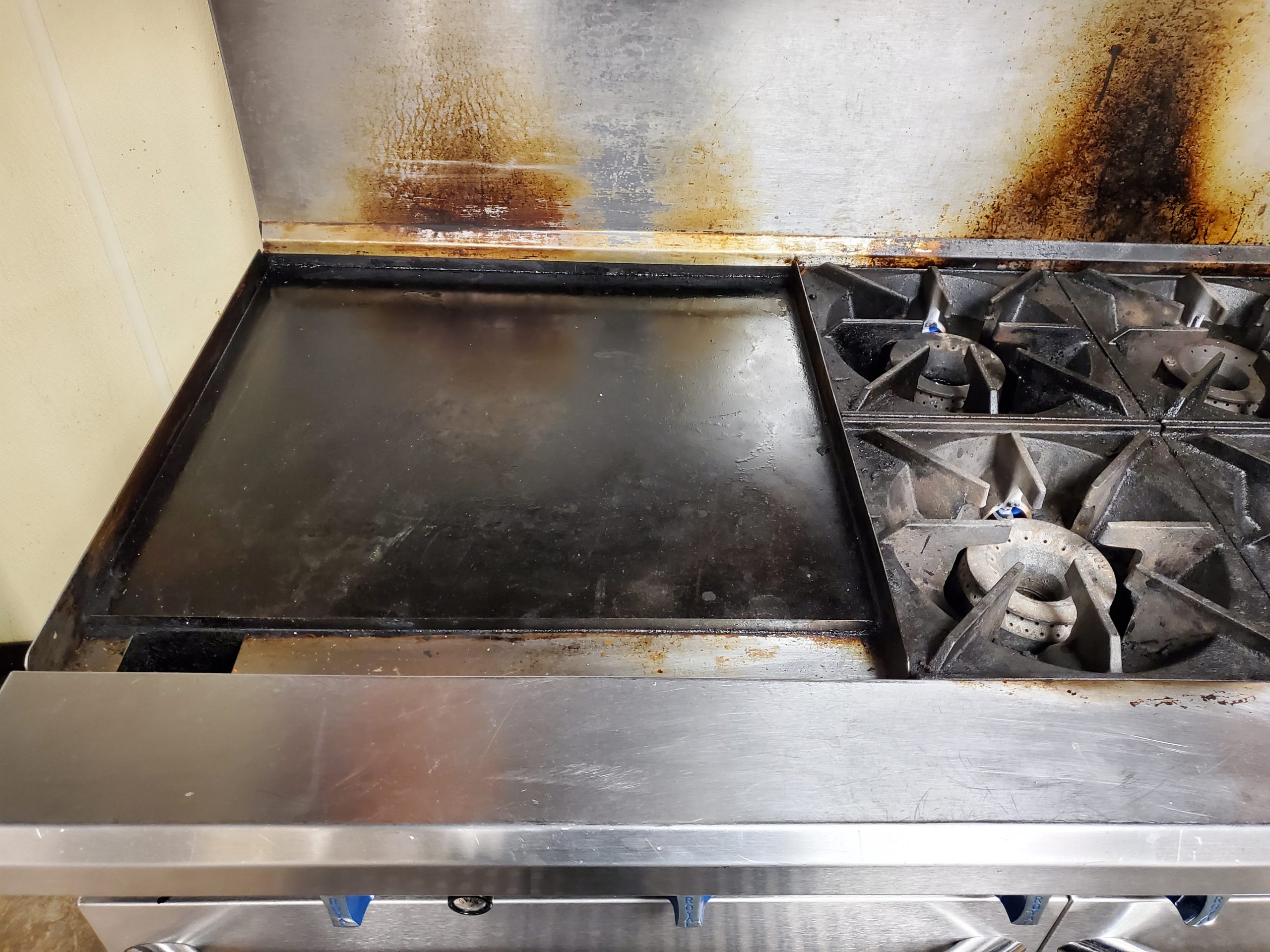 Royal range before cleaning