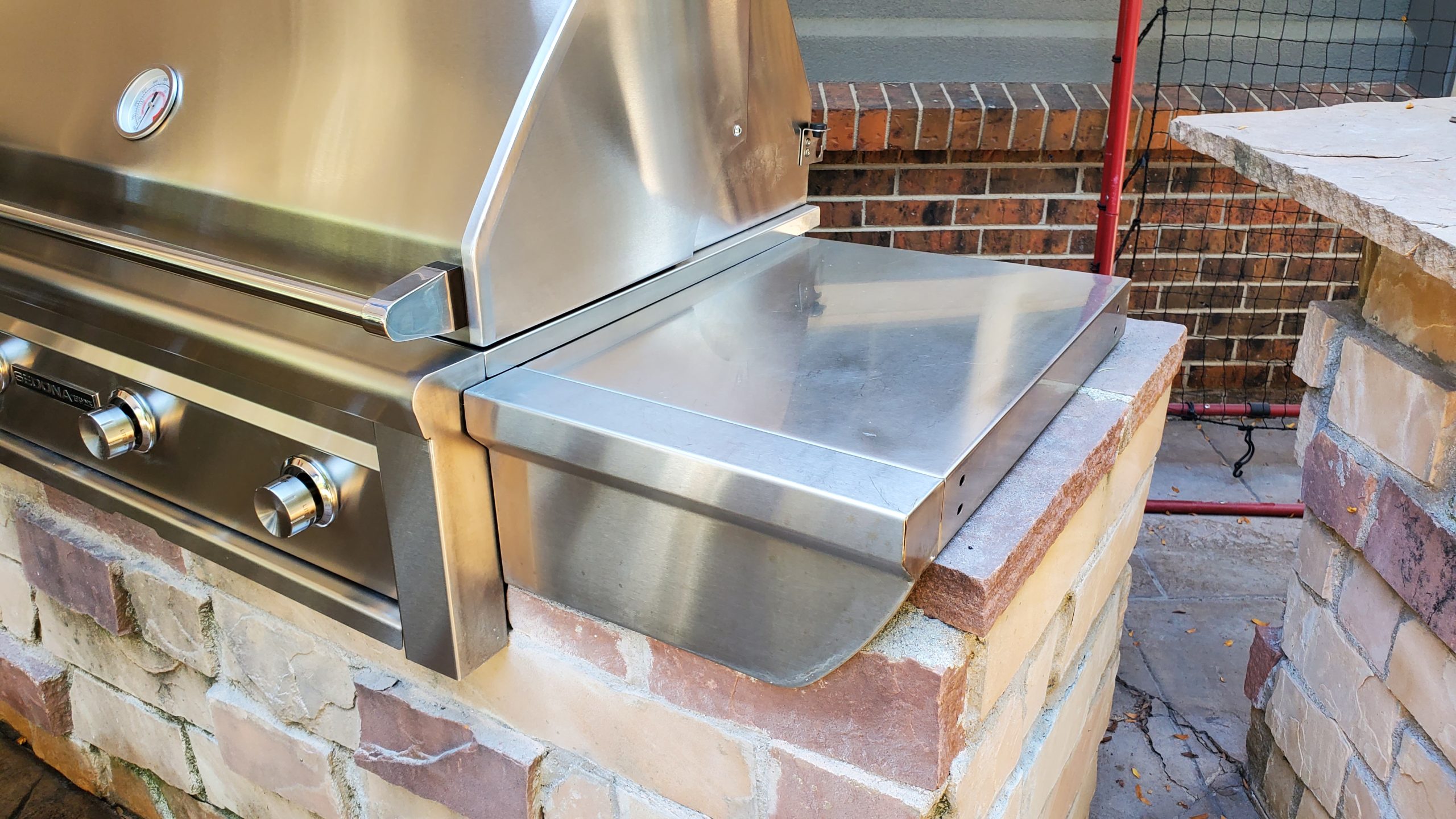Lynx grill installation