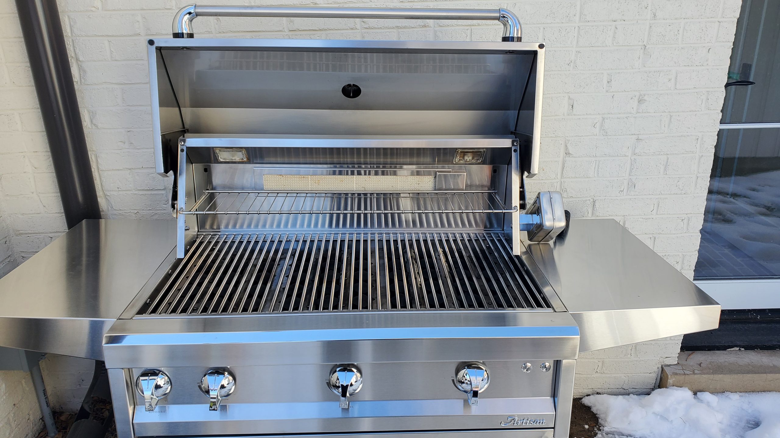 Artisan grill after cleaning