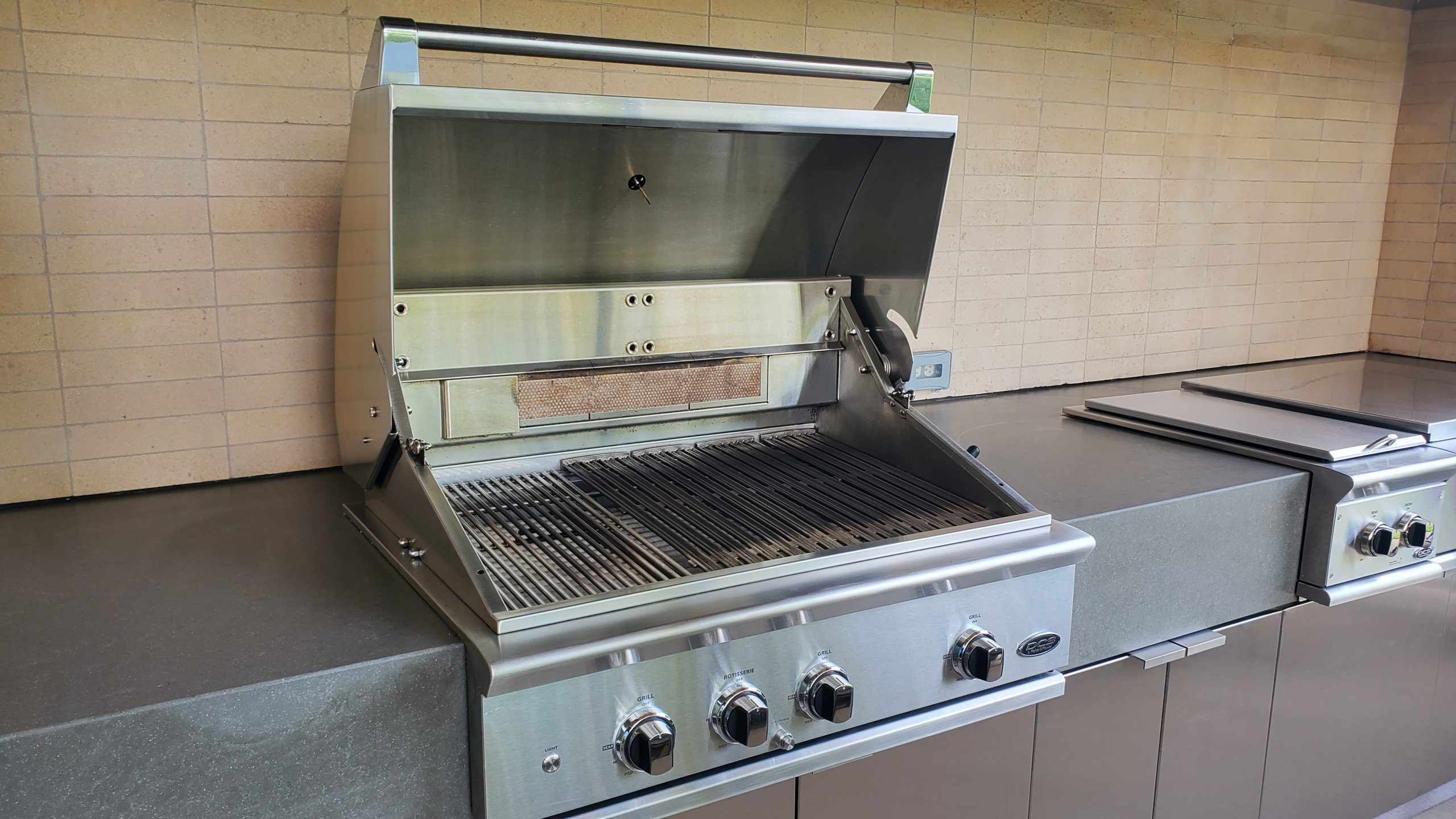 DCS grill after cleaning
