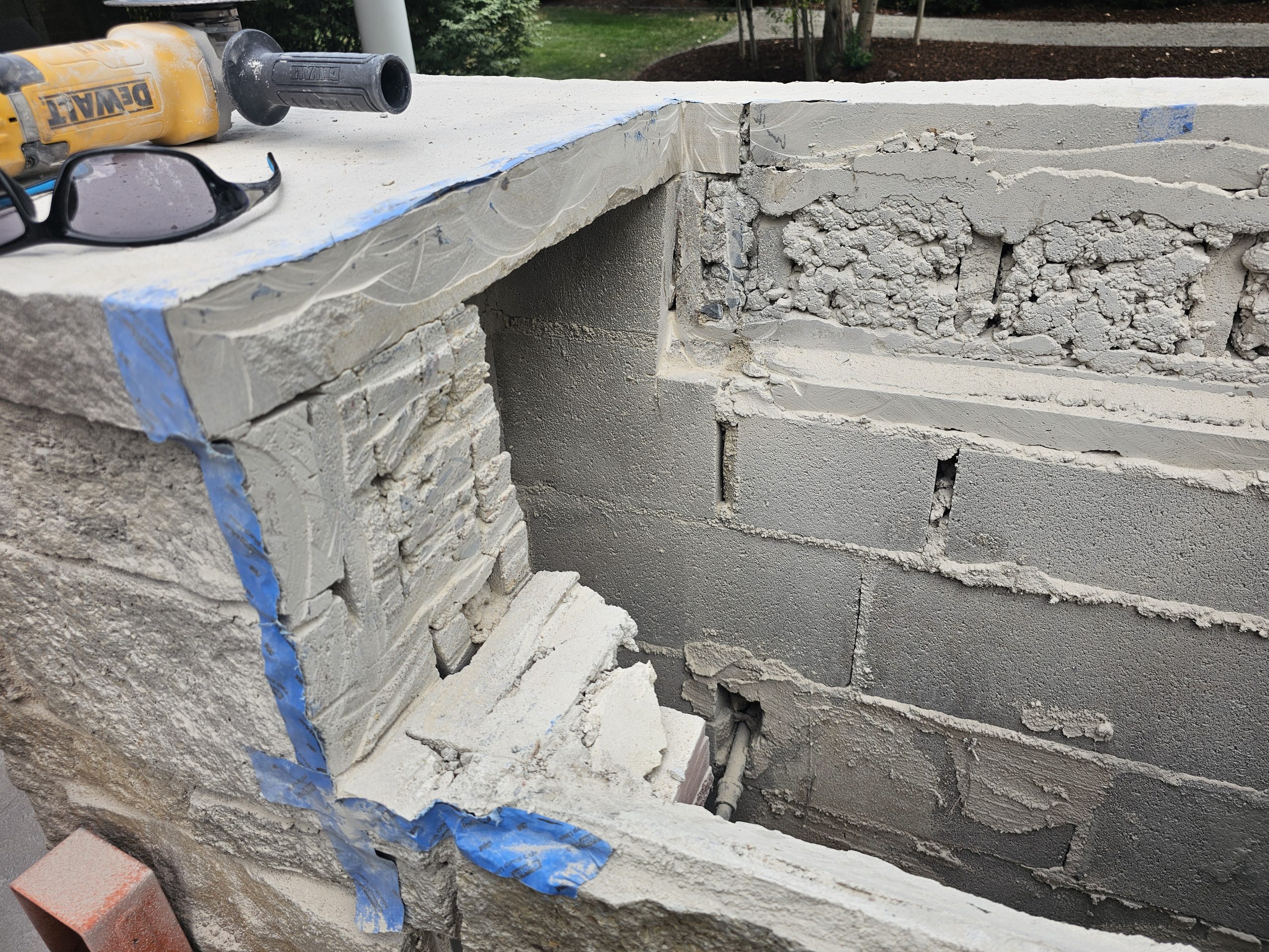 Lynx grill installation